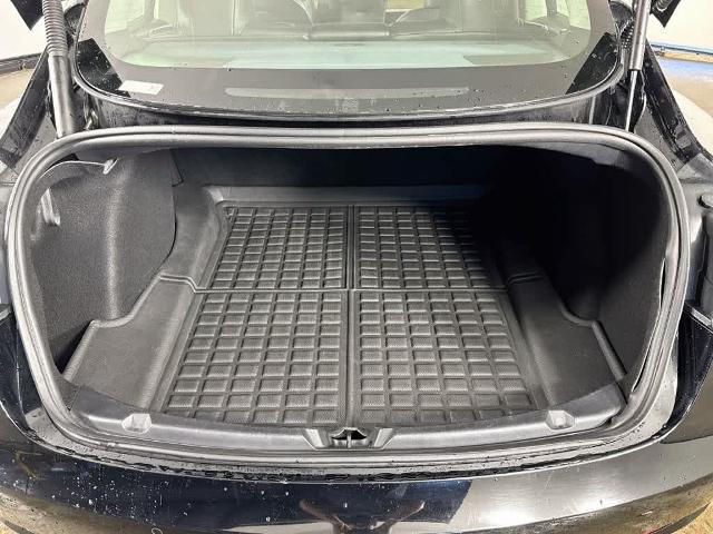 2022 Tesla Model 3 Rear-Wheel Drive