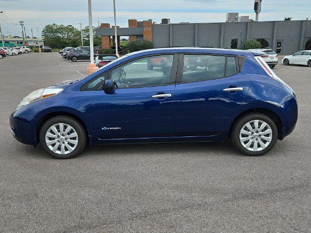 2016 Nissan LEAF S