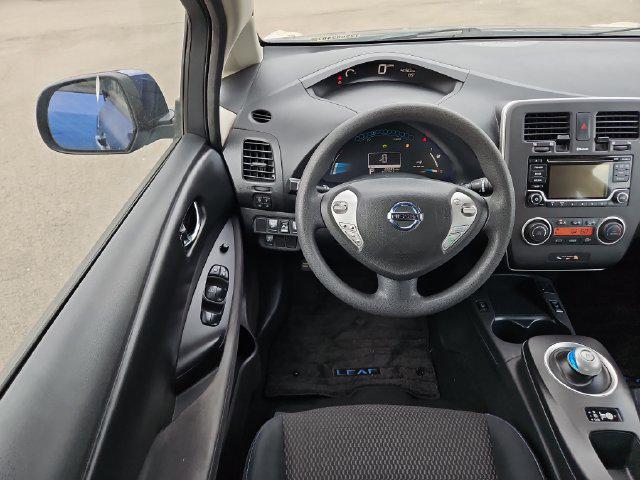 2016 Nissan LEAF S