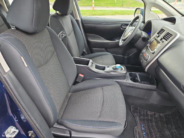 2016 Nissan LEAF S