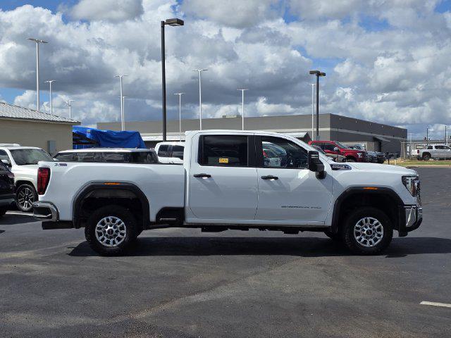 2026 GMC Sierra 2500HD Crew Cab, Standard Bed, Pro, 4WD