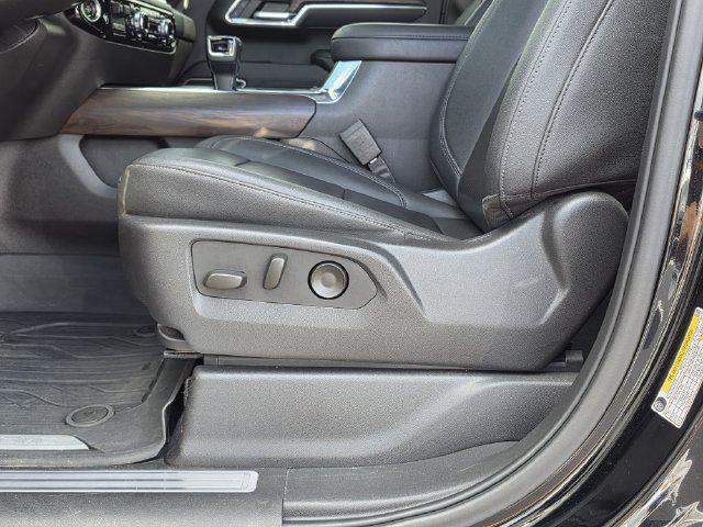 2023 GMC Sierra 1500 2WD Crew Cab Short Box SLT