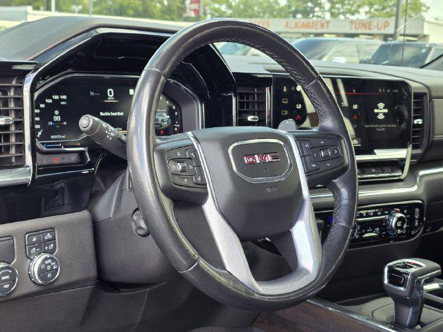 2023 GMC Sierra 1500 2WD Crew Cab Short Box SLT