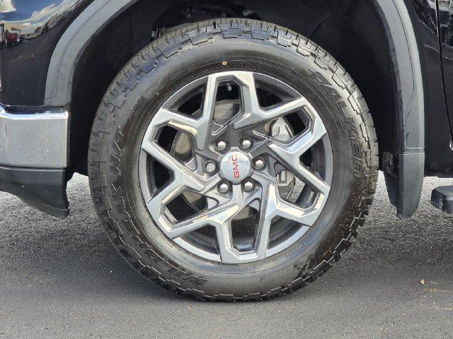 2023 GMC Sierra 1500 2WD Crew Cab Short Box SLT