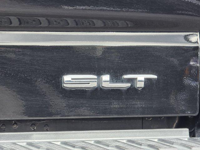 2023 GMC Sierra 1500 2WD Crew Cab Short Box SLT