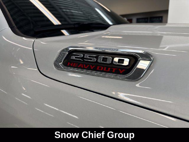 2023 Ram 2500 Laramie Crew Cab 4x4 64 Box