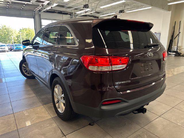 2016 Kia Sorento 3.3L LX