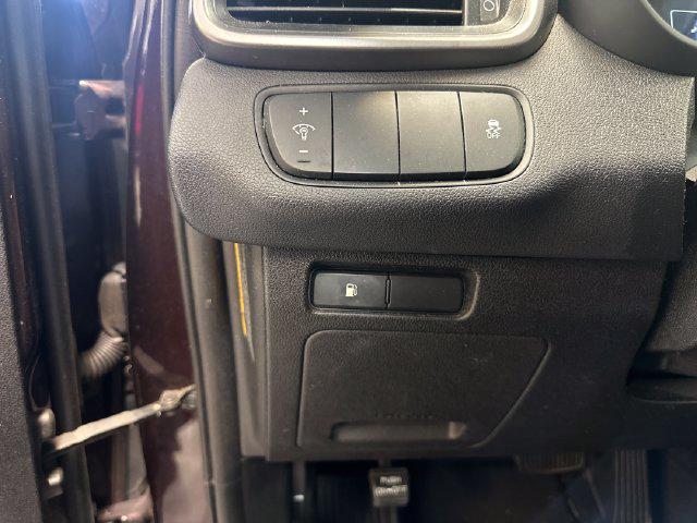 2016 Kia Sorento 3.3L LX