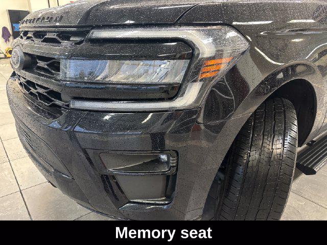2023 Ford Expedition Limited MAX