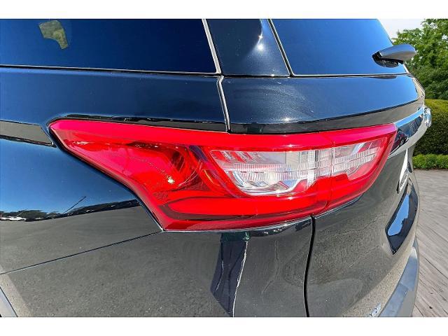 2021 Chevrolet Traverse FWD LT Cloth