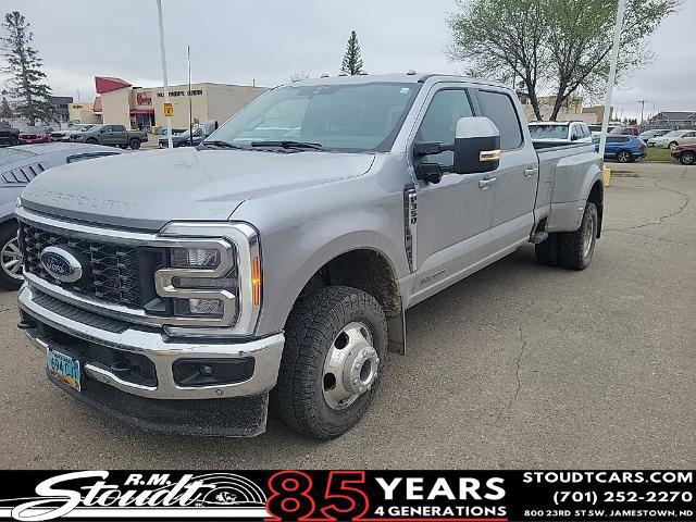 2023 Ford F-350 LARIAT for sale in Jamestown, ND