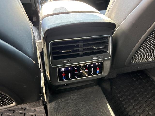 2023 Audi Q8 Premium Plus 55 TFSI quattro Tiptronic