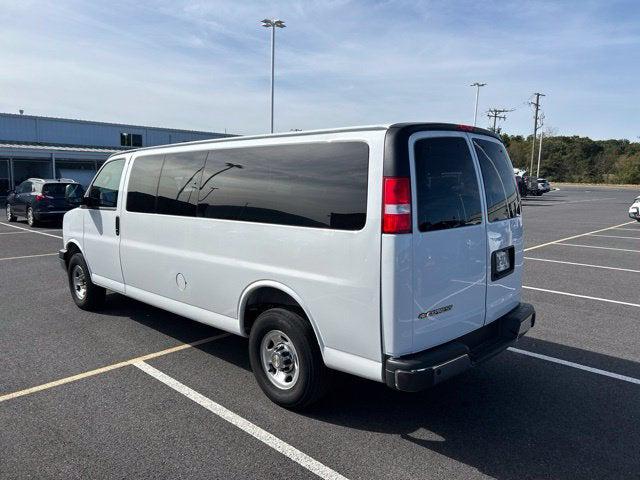 2025 Chevrolet Express Passenger RWD 3500 Extended Wheelbase LT 2025 Chevrolet Express Passenger RWD 3500 Extended Wheelbase LT