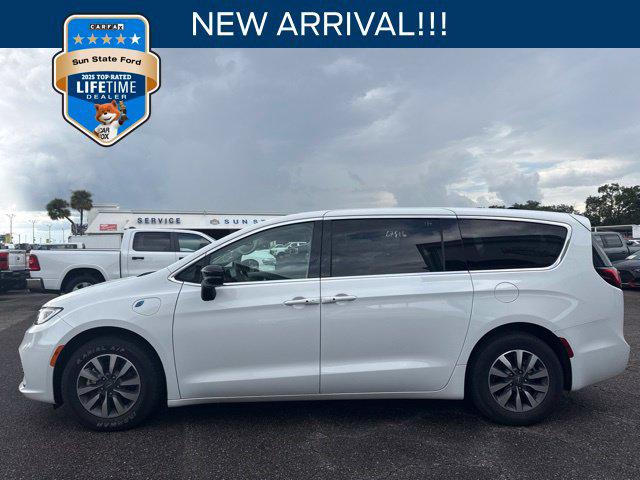 2024 Chrysler Pacifica Hybrid Select for sale in Orlando, FL