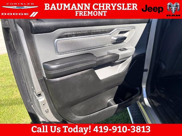 2019 Ram 1500 Big Horn/Lone Star Crew Cab 4x4 57 Box
