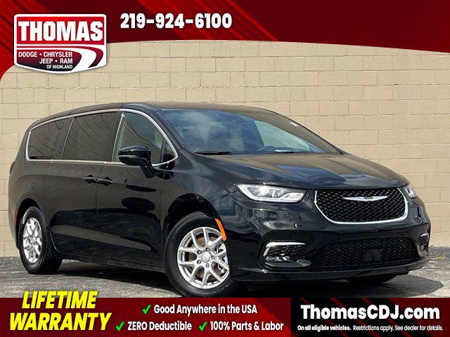 2026 Chrysler Pacifica Select for sale in Highland, IN
