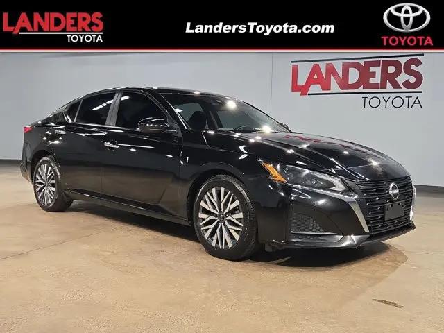 2023 Nissan Altima SV FWD for sale in Little Rock, AR