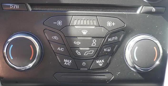 2013 Ford Fusion Hybrid SE