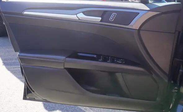 2013 Ford Fusion Hybrid SE