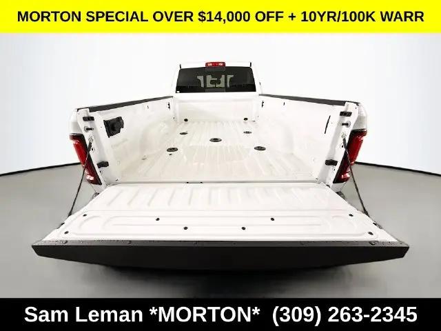 2026 Ram 3500 Tradesman Crew Cab 4x4 8 Box