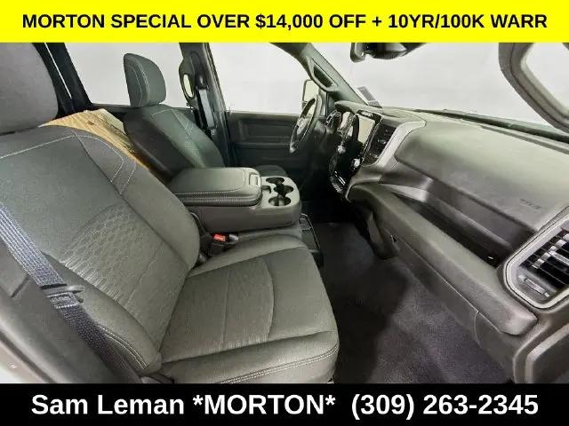 2026 Ram 3500 Tradesman Crew Cab 4x4 8 Box