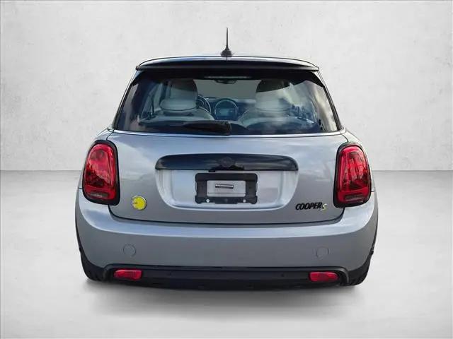 2023 MINI SE Hardtop Cooper