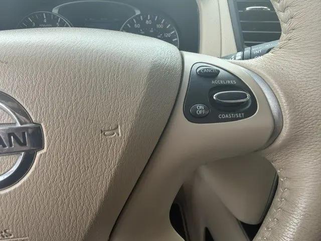 2014 Nissan Pathfinder SL