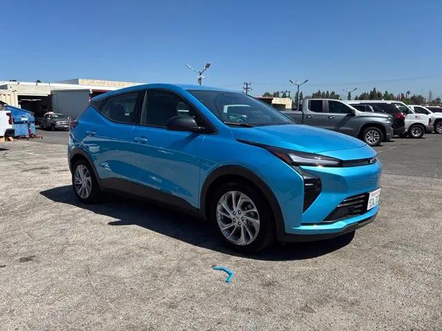 2027 Chevrolet Bolt LT FWD