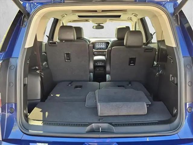 2023 GMC Acadia AWD Denali