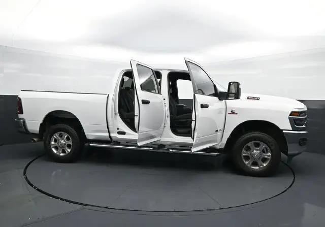 2025 Ram 2500 Big Horn Crew Cab 4x4 64 Box
