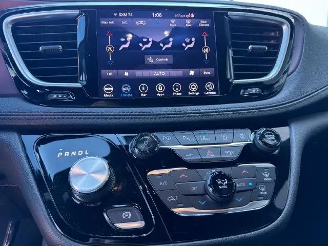 2020 Chrysler Pacifica 35th Anniversary Limited