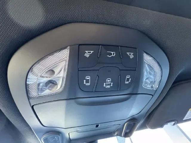 2020 Chrysler Pacifica 35th Anniversary Limited
