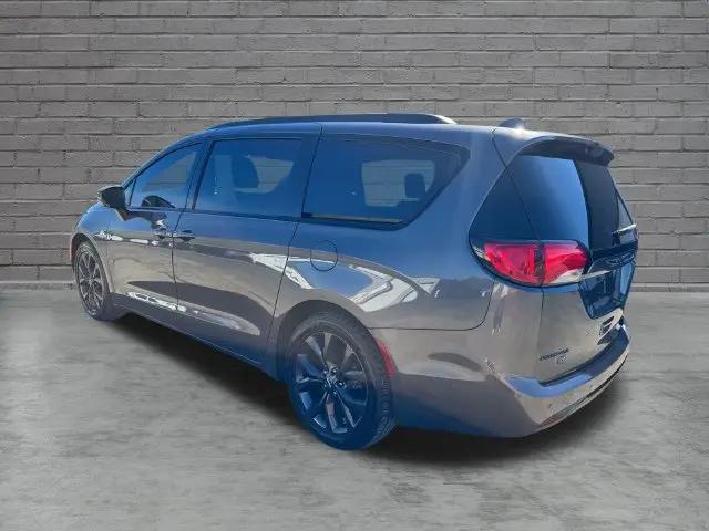 2020 Chrysler Pacifica 35th Anniversary Limited