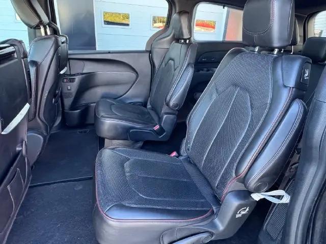 2020 Chrysler Pacifica 35th Anniversary Limited