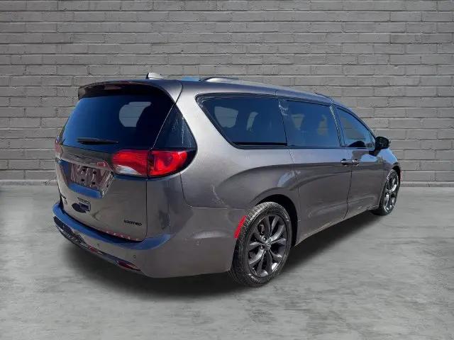 2020 Chrysler Pacifica 35th Anniversary Limited