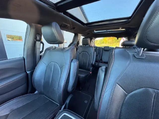 2020 Chrysler Pacifica 35th Anniversary Limited