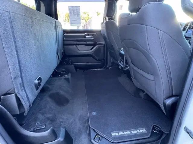 2021 Ram 1500 Big Horn Crew Cab 4x4 64 Box
