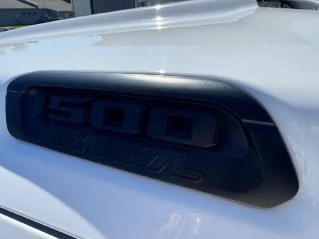 2021 Ram 1500 Big Horn Crew Cab 4x4 64 Box