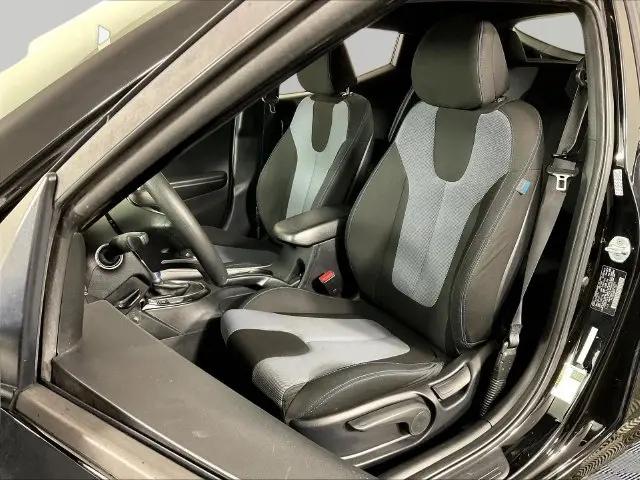 2020 Hyundai Veloster 2.0