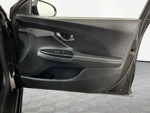 2020 Hyundai Veloster 2.0