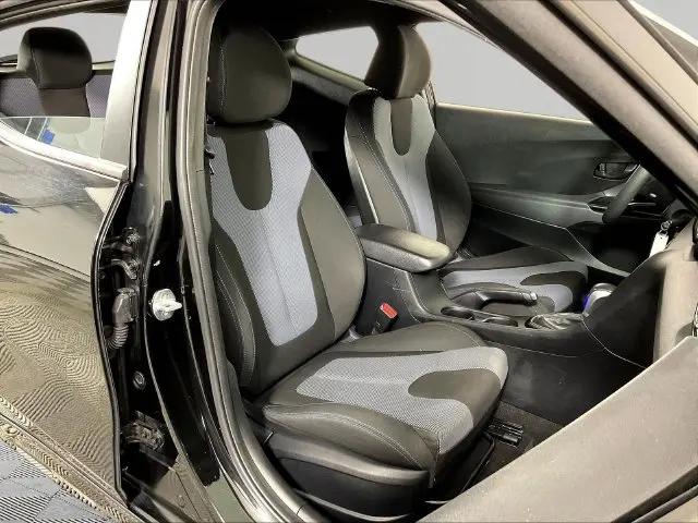 2020 Hyundai Veloster 2.0