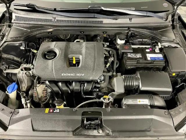 2020 Hyundai Veloster 2.0