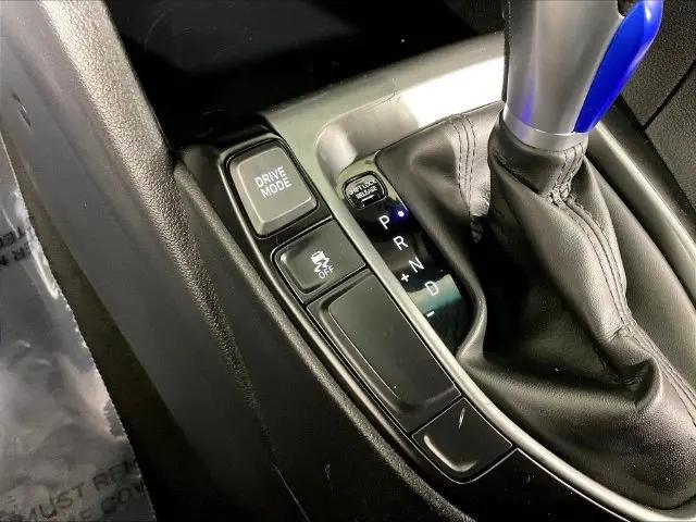 2020 Hyundai Veloster 2.0
