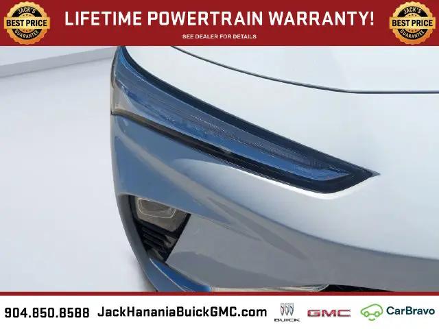 2025 Buick NV Sport Touring FWD