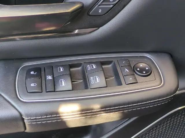 2021 Ram 1500 Limited Crew Cab 4x4 57 Box
