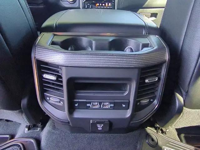 2021 Ram 1500 Limited Crew Cab 4x4 57 Box