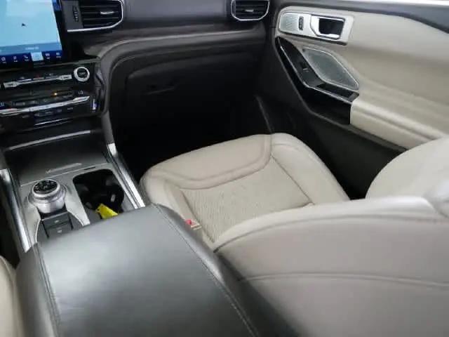 2021 Ford Explorer Platinum