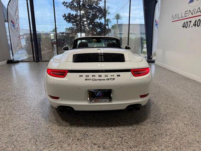 2015 Porsche 911 Carrera GTS