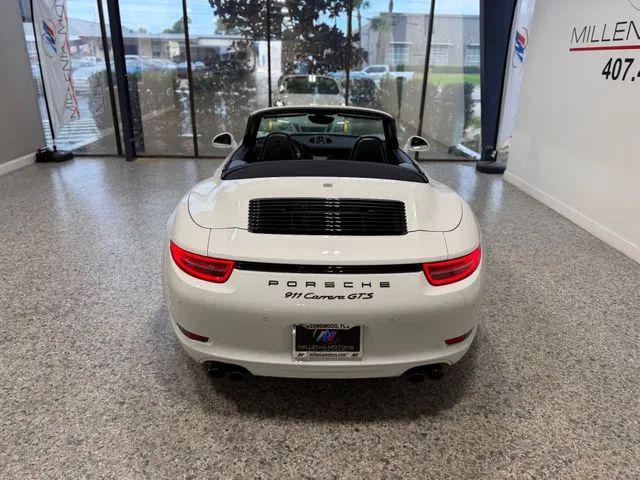 2015 Porsche 911 Carrera GTS