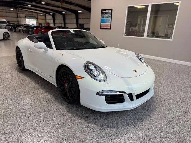 2015 Porsche 911 Carrera GTS